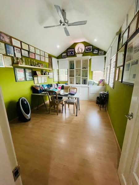 Rumah Berkembar untuk Dijual di Ayer Keroh (Melaka) - Woon . - Study - PropertyGuru.com.my