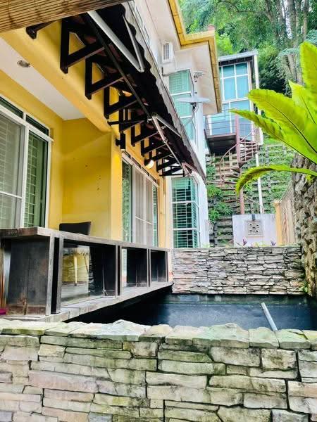 Rumah Berkembar untuk Dijual di Ayer Keroh (Melaka) - Woon . - Exterior - PropertyGuru.com.my