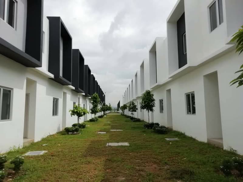 Rumah Teres 2 Tingkat untuk Disewa di Dengkil (Selangor) - Key Ling - PropertyGuru.com.my