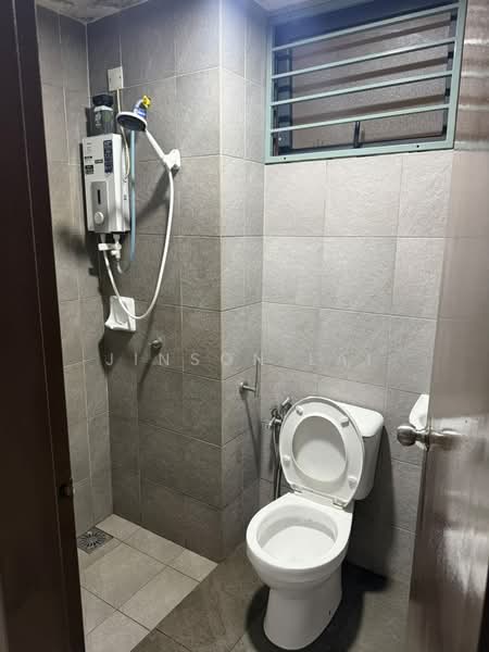Kondominium untuk Disewa di Sky Awani Residensi 2 - Jinson Lai - Bathroom - PropertyGuru.com.my