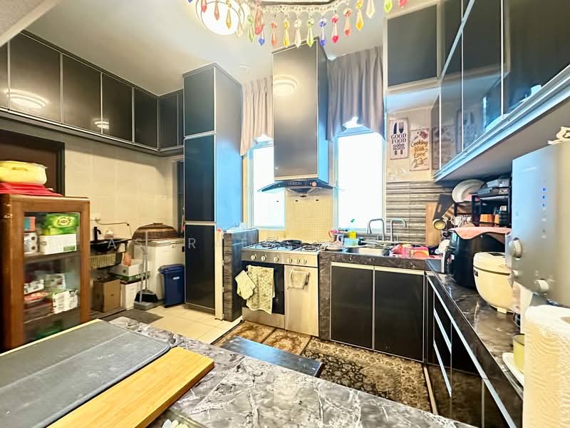 3-storey Terraced House for Sale in Kajang (Selangor) - Ashraff Daniel - Kitchen - PropertyGuru.com.my