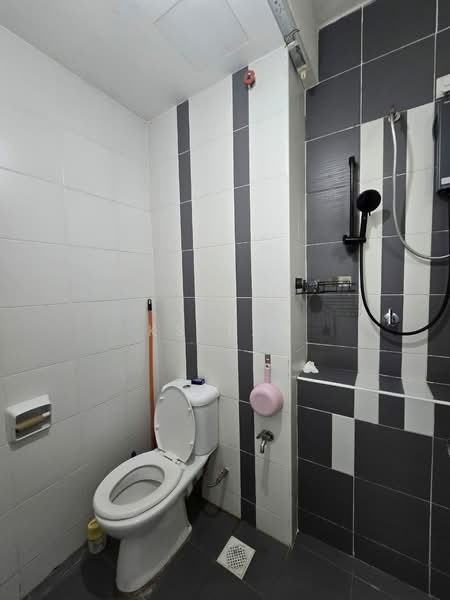 Service Residence for Sale at D'Ambience Residences (Pangsapuri Ikatan Flora) - KS Tan - PropertyGuru.com.my