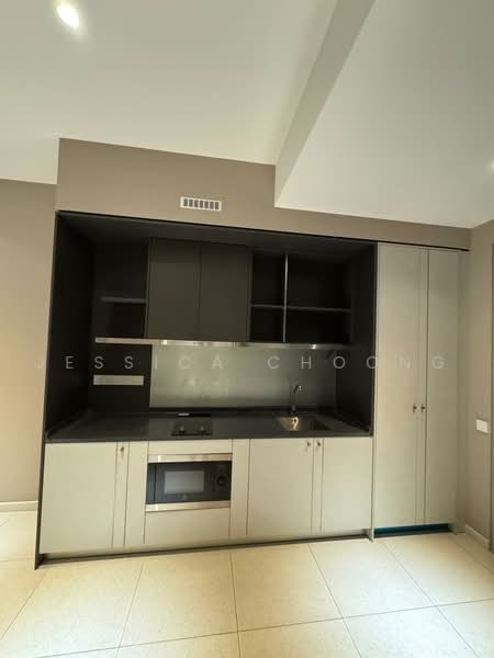 Kediaman Servis untuk Disewa di Millerz Square Serviced Residence - Jessica Choong - Kitchen - PropertyGuru.com.my