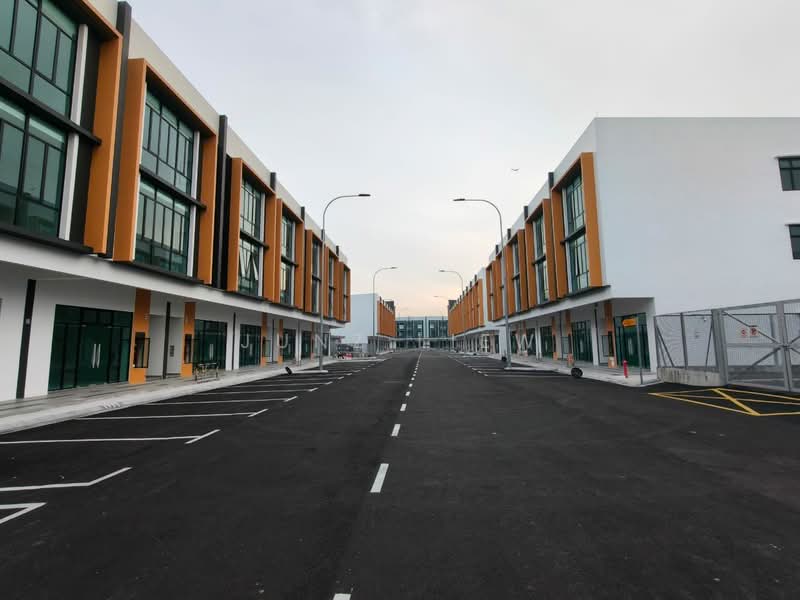 Kedai / Pejabat untuk Dijual di Bandar Baru Permas Jaya (Permas Jaya) - Junz Liew - PropertyGuru.com.my