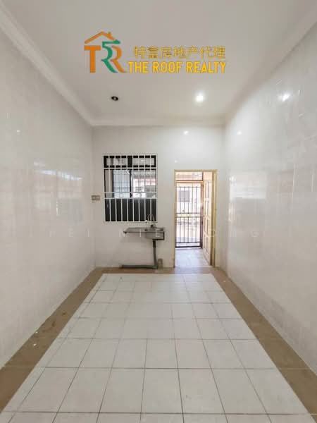 Semi-Detached House for Sale in Desa Murni (Miri) - Pei Nie Kong - PropertyGuru.com.my