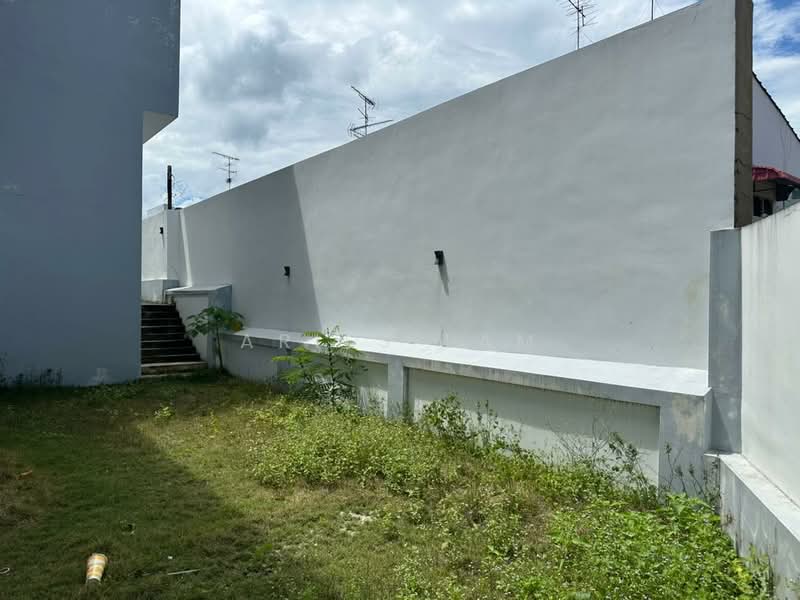 Semi-Detached House for Sale in Taman Nong Chik (Johor Bahru) - Aries Lam - PropertyGuru.com.my