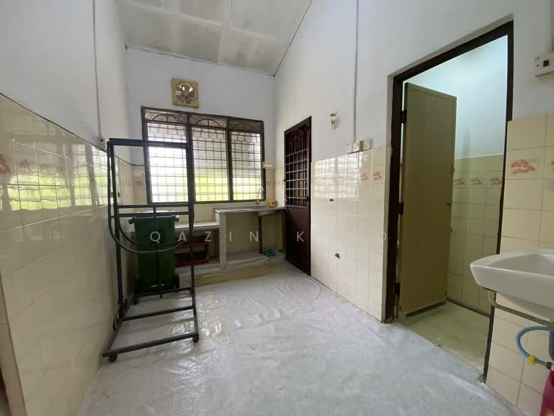 Rumah Teres 1 Tingkat untuk Dijual di Gunung Rapat (Ipoh) - Qazin Khoo - Kitchen - PropertyGuru.com.my