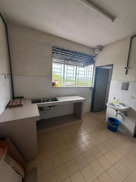 Flat for Rent at Rimba 2 - Sam Yee - Kitchen - PropertyGuru.com.my