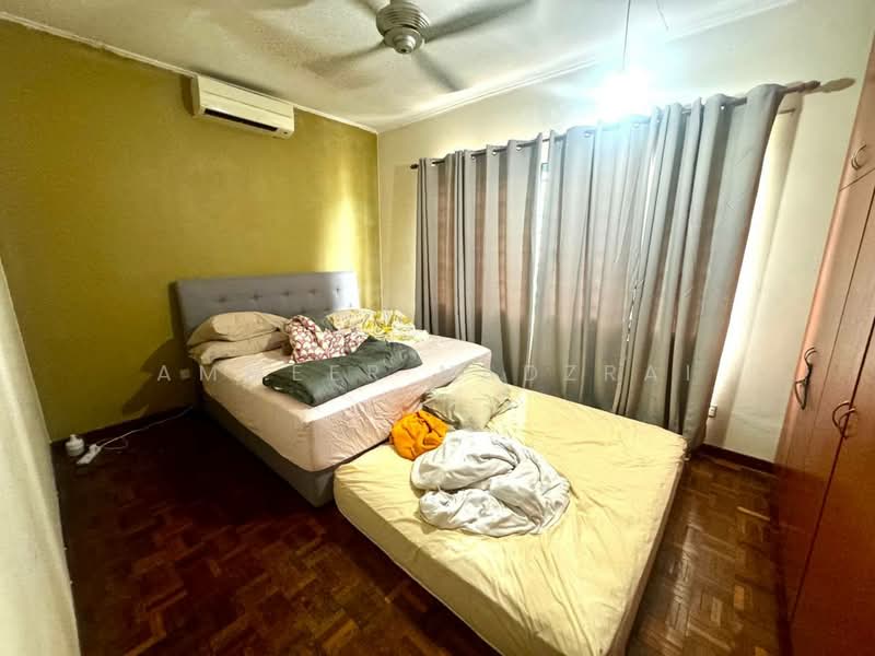 Semi-Detached House for Sale in Bandar Tasik Kesuma (Beranang) - Ammeer Nadzrai - Bedroom - PropertyGuru.com.my