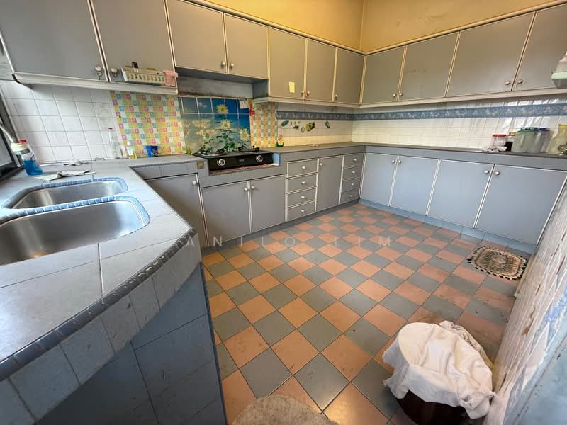 Rumah Teres 2.5 Tingkat untuk Dijual di Taman Connaught (Cheras) - Danilo Lim - Kitchen - PropertyGuru.com.my