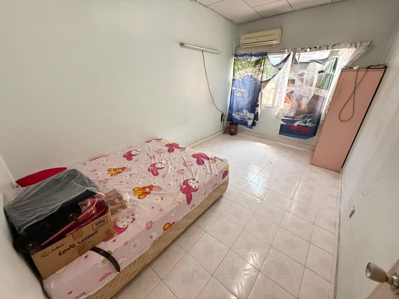 Rumah Teres 2.5 Tingkat untuk Dijual di Taman Connaught (Cheras) - Danilo Lim - Bedroom - PropertyGuru.com.my