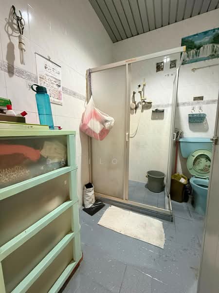 Rumah Teres 2.5 Tingkat untuk Dijual di Taman Connaught (Cheras) - Danilo Lim - Bathroom - PropertyGuru.com.my