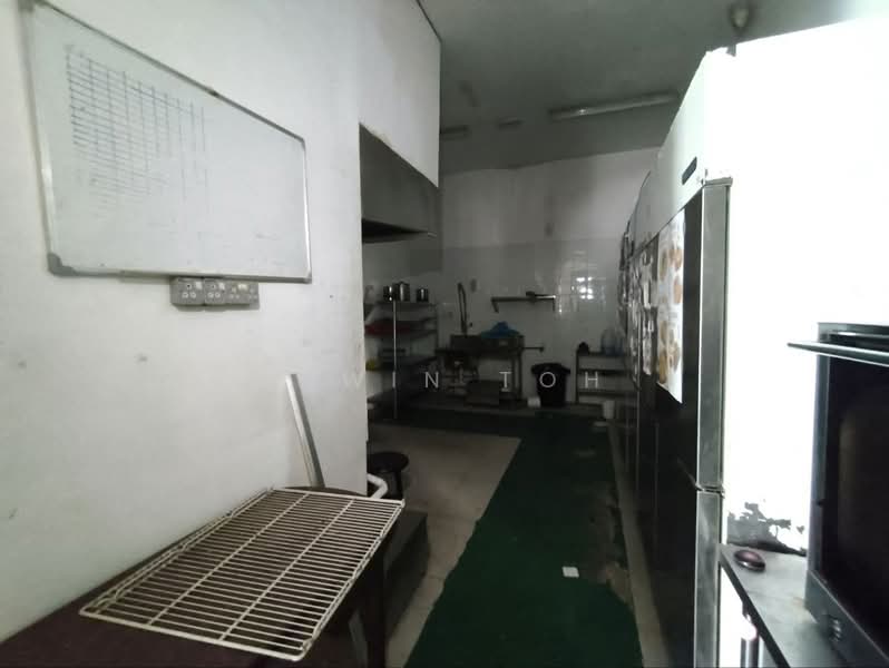 Shop / Office for Rent in Taman Ekoflora (Johor Bahru) - Edwin Toh - Kitchen - PropertyGuru.com.my