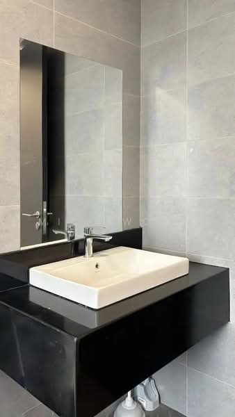 Servis Apartment untuk Disewa di Sunway Velocity TWO - Mico Wong - Bathroom - PropertyGuru.com.my