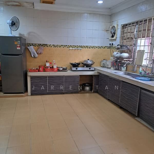 2-storey Terraced House for Sale in Taman Putra Perdana (Puchong) - Jarren Tan - Kitchen - PropertyGuru.com.my