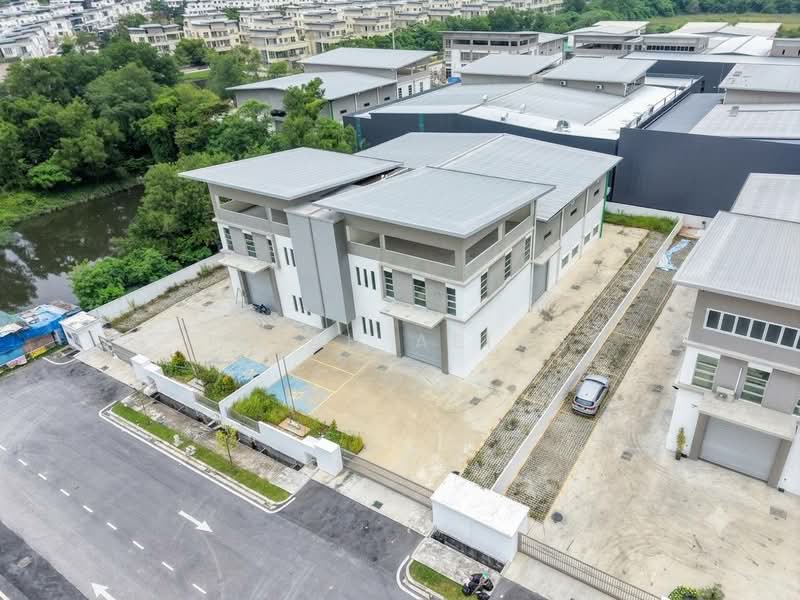 Factory for Rent in Saujana Rawang (Rawang) - Izzah Alias - Exterior - PropertyGuru.com.my