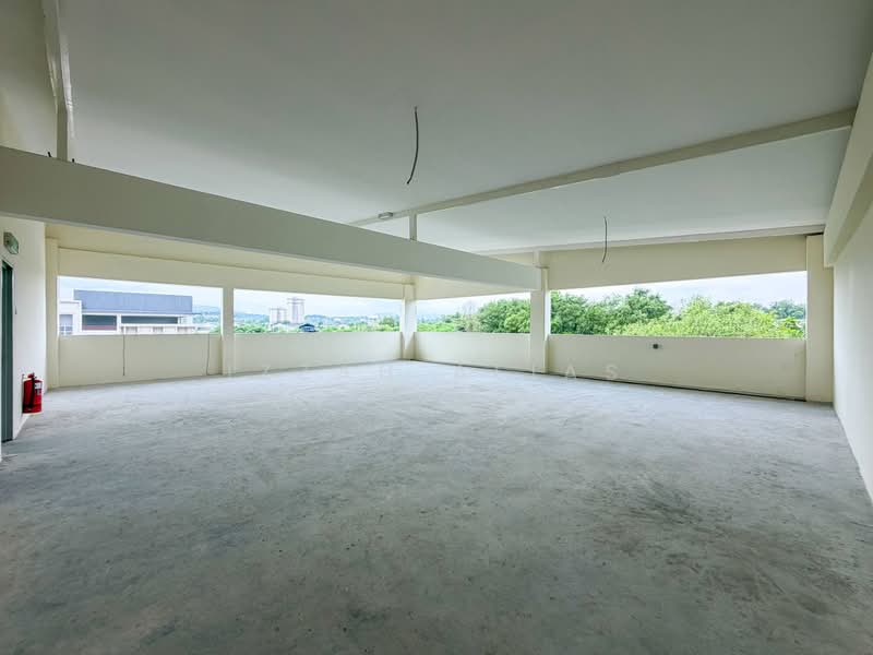 Factory for Rent in Saujana Rawang (Rawang) - Izzah Alias - Interior - PropertyGuru.com.my