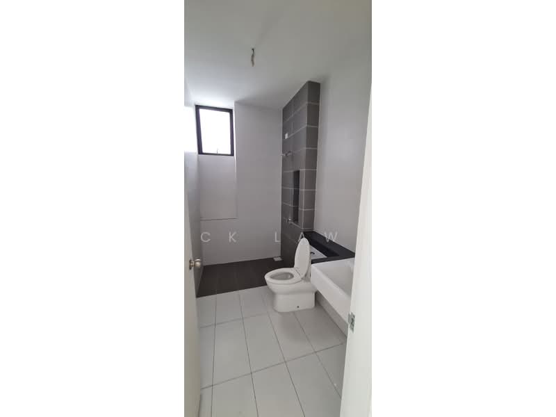 Rumah Kluster untuk Disewa di Eco Majestic (Semenyih) - CK Law - Bathroom - PropertyGuru.com.my