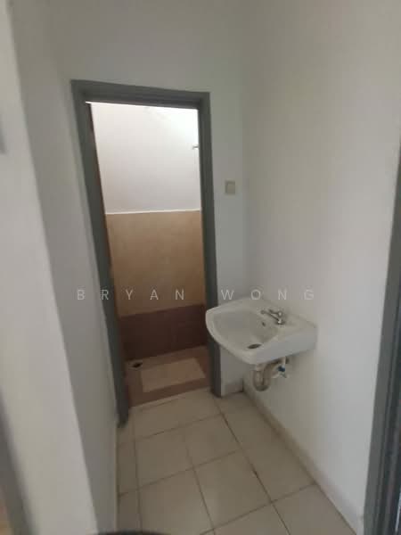 2-storey Terraced House for Sale in Taman Prima Saujana (Kajang) - Bryan Wong - Bathroom - PropertyGuru.com.my