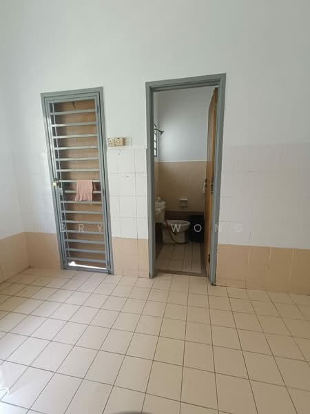 2-storey Terraced House for Sale in Taman Prima Saujana (Kajang) - Bryan Wong - Bathroom - PropertyGuru.com.my