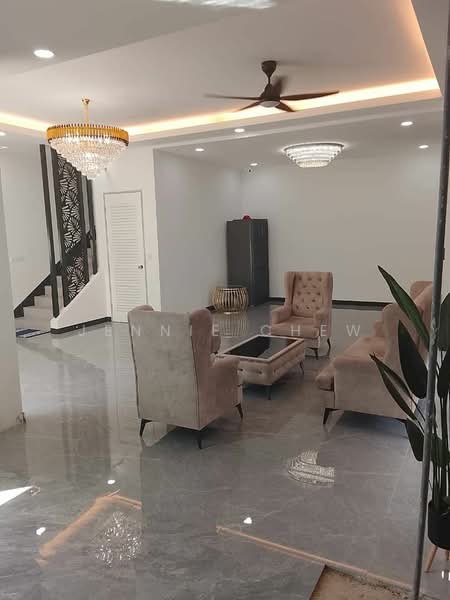 Rumah Berkembar untuk Dijual di Setia Tropika (Johor Bahru) - Jennie Chew - Living Room - PropertyGuru.com.my