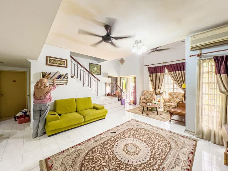 Bungalow for Sale in Bandar Baru Nilai (Nilai) - Ammeer Nadzrai - Living Room - PropertyGuru.com.my