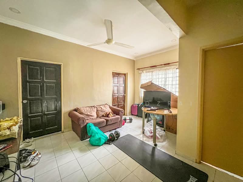 Bungalow for Sale in Bandar Baru Nilai (Nilai) - Ammeer Nadzrai - Living Room - PropertyGuru.com.my
