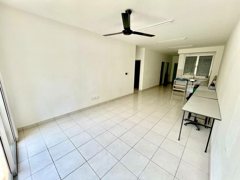 Pangsapuri untuk Dijual di Vista Hijauan - Azli Ibrahim - Living Room - PropertyGuru.com.my