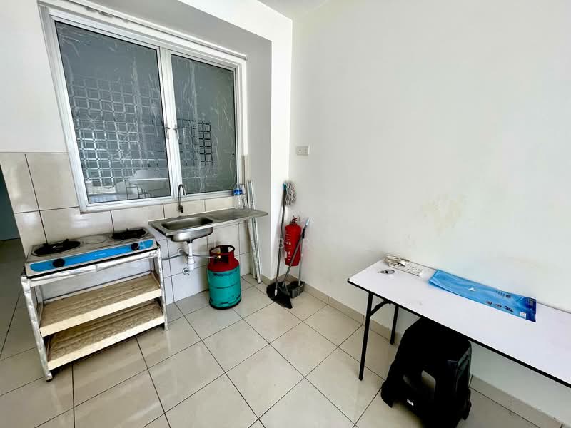 Pangsapuri untuk Dijual di Vista Hijauan - Azli Ibrahim - Kitchen - PropertyGuru.com.my