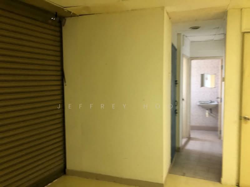 Shop for Rent in Taman Paramount (Petaling Jaya) - Jeffrey Hoon - Interior - PropertyGuru.com.my