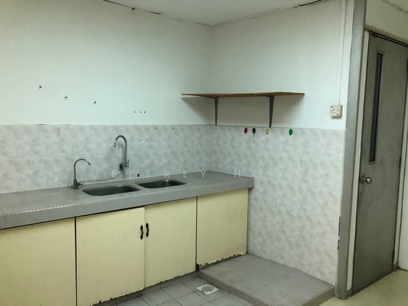 Shop for Rent in Taman Paramount (Petaling Jaya) - Jeffrey Hoon - Kitchen - PropertyGuru.com.my