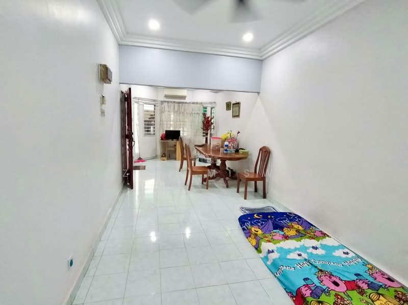 Rumah Teres 1-Tingkat untuk Dijual di Bandar Baru Sungai Buloh (Sungai Buloh) - Hazlin Miswan - Living Room - PropertyGuru.com.my