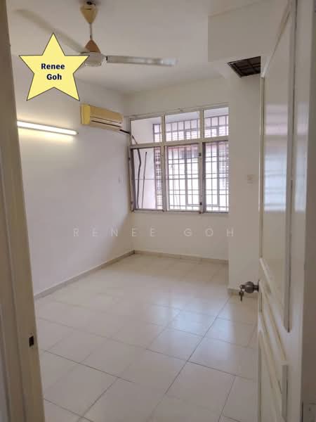 Rumah Teres 2 Tingkat untuk Dijual di Taman Iping (Batu Maung) - Renee Goh - Interior - PropertyGuru.com.my