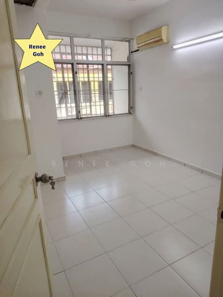 Rumah Teres 2 Tingkat untuk Dijual di Taman Iping (Batu Maung) - Renee Goh - Interior - PropertyGuru.com.my