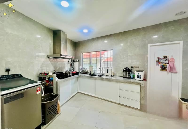 Rumah Teres 2-Tingkat untuk Dijual di Kota Kemuning (Shah Alam) - Anjoe Tang - Kitchen - PropertyGuru.com.my