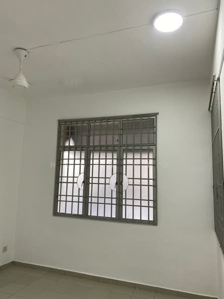 Pangsapuri untuk Disewa di Taman Sri Indah - Honsa Ung - Interior - PropertyGuru.com.my