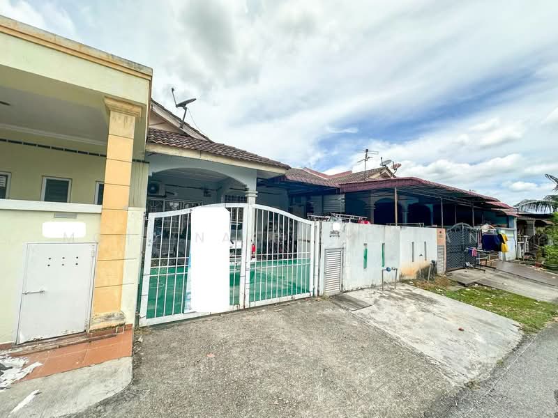 Rumah Teres 1-Tingkat untuk Dijual di Sepang (Selangor) - Mohd Nazri Roslan - PropertyGuru.com.my