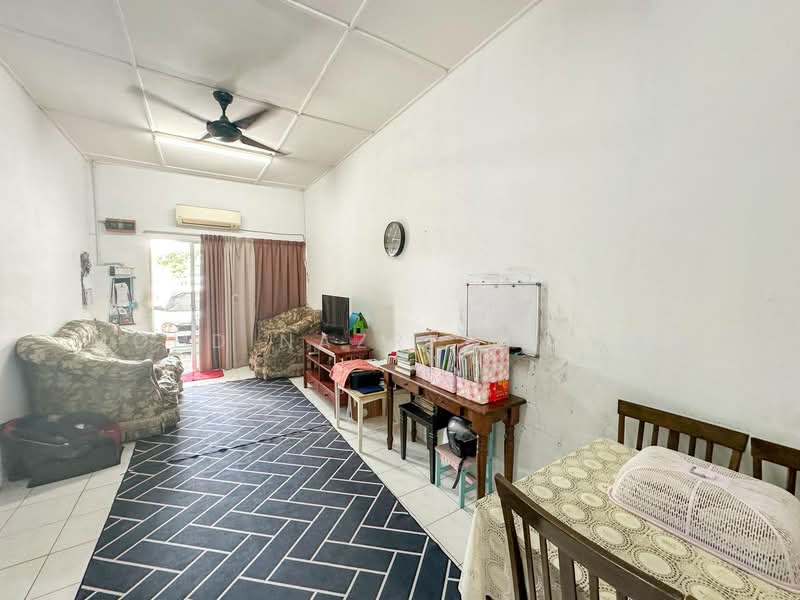 Rumah Teres 1-Tingkat untuk Dijual di Sepang (Selangor) - Mohd Nazri Roslan - PropertyGuru.com.my