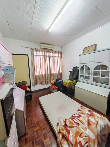 Rumah Teres 2 Tingkat untuk Disewa di Taman Bukit Maluri (Kepong) - Amy Yap - Bedroom - PropertyGuru.com.my