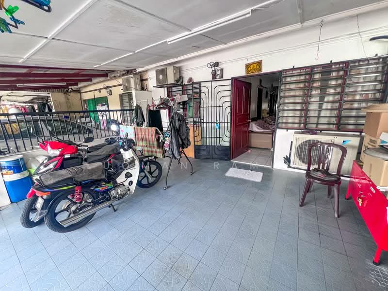 Rumah Teres 1 Tingkat untuk Dijual di Taman Cheras Perdana (Cheras) - Luqman Ramli - Entrance - PropertyGuru.com.my