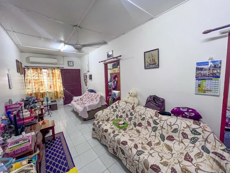 Rumah Teres 1 Tingkat untuk Dijual di Taman Cheras Perdana (Cheras) - Luqman Ramli - Living Room - PropertyGuru.com.my