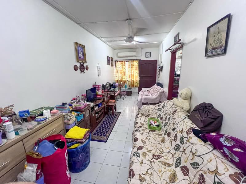 Rumah Teres 1 Tingkat untuk Dijual di Taman Cheras Perdana (Cheras) - Luqman Ramli - Living Room - PropertyGuru.com.my