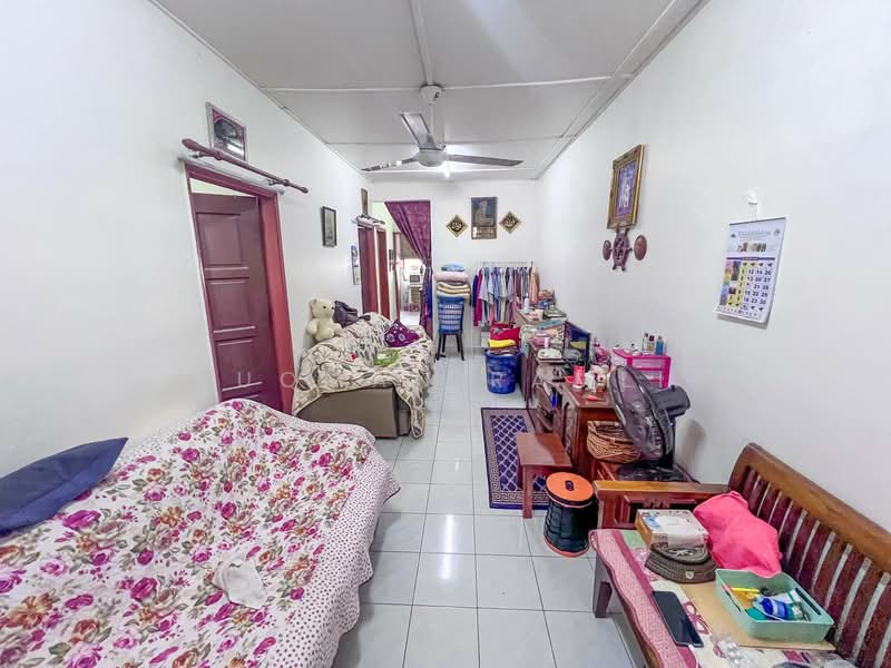Rumah Teres 1 Tingkat untuk Dijual di Taman Cheras Perdana (Cheras) - Luqman Ramli - Living Room - PropertyGuru.com.my