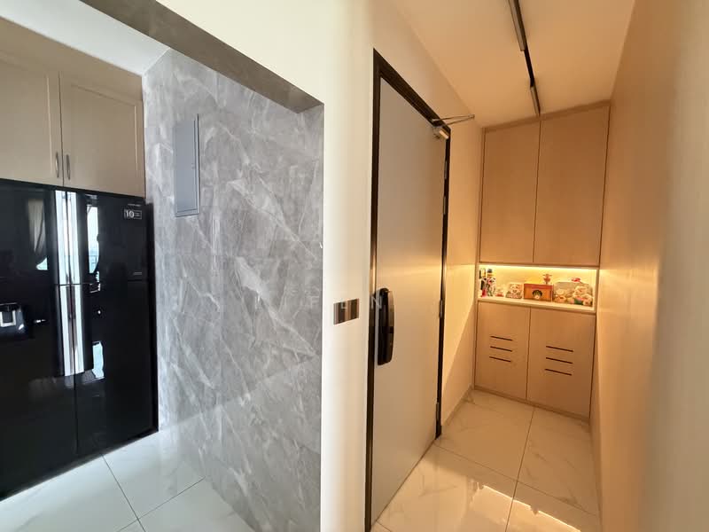 Service Residence for Sale at D'Summit Residences - Lifen . - PropertyGuru.com.my