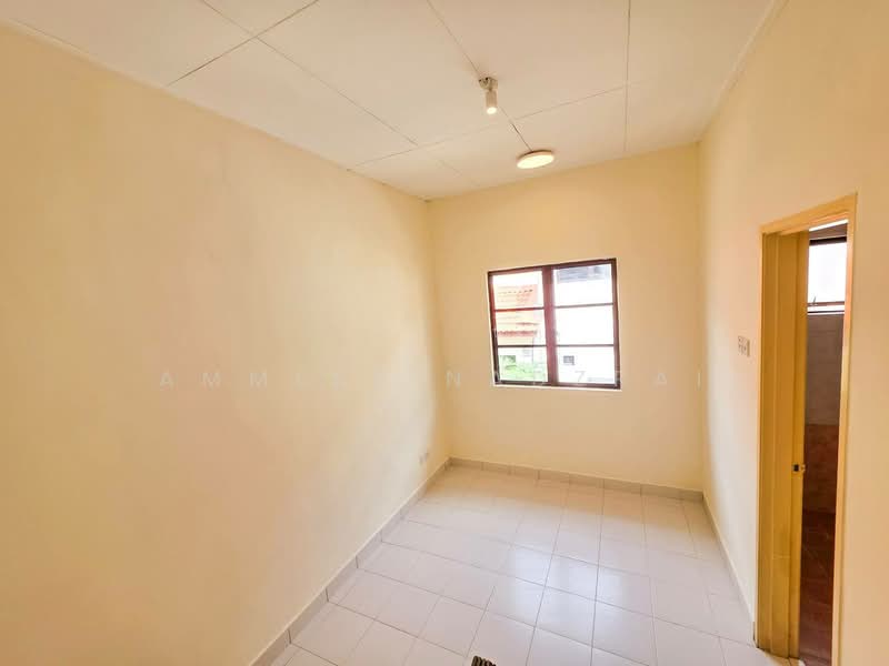 Rumah Teres 2 Tingkat untuk Dijual di Bukit Jelutong (Shah Alam) - Ammeer Nadzrai - Interior - PropertyGuru.com.my