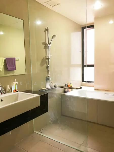 Servis Apartment untuk Disewa di G Residence - Sharon Liew - Bathroom - PropertyGuru.com.my