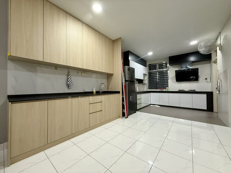 Rumah Teres 2 Tingkat untuk Dijual di Taman Perling (Perling) - Sean Yeoh - Kitchen - PropertyGuru.com.my