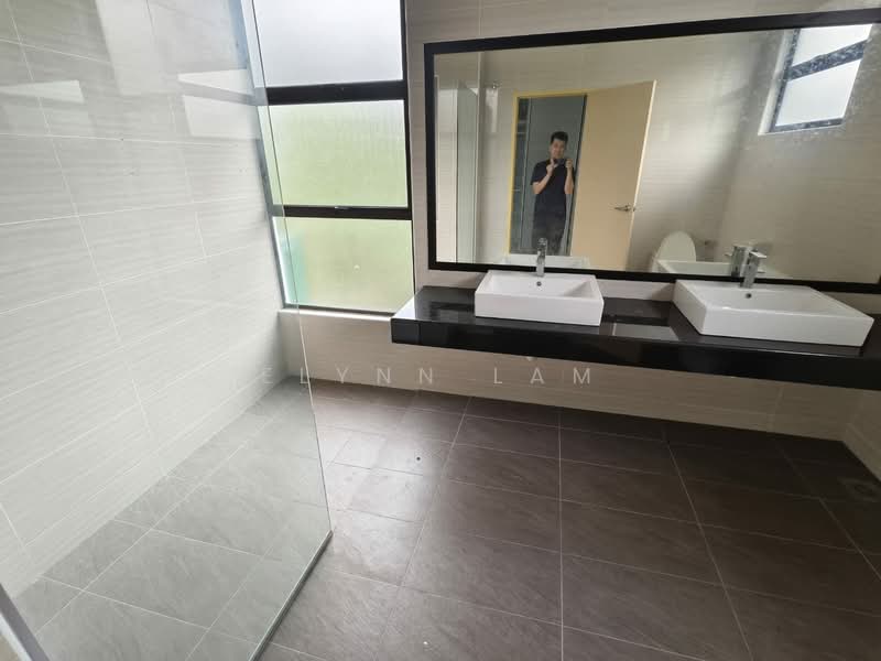 Semi-Detached House for Sale in Skudai (Johor) - Elynn Lam - Bathroom - PropertyGuru.com.my