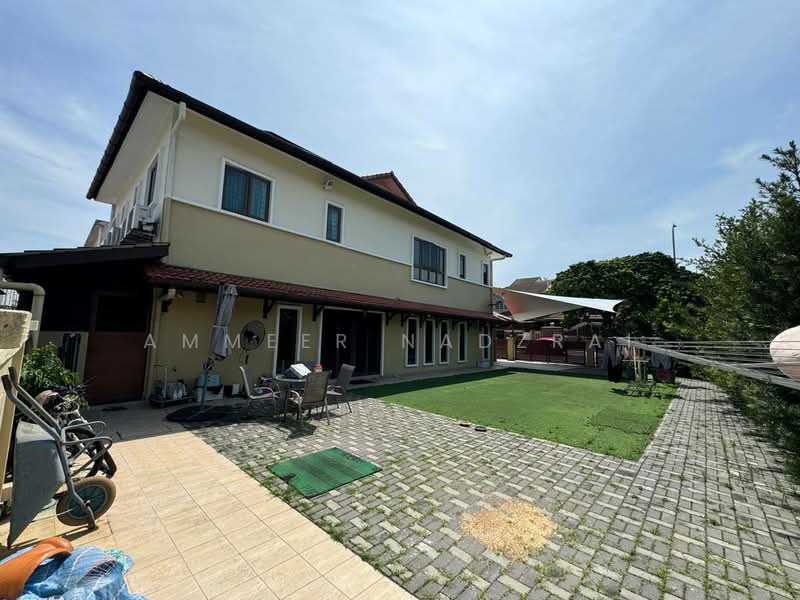 Rumah Berkembar untuk Dijual di Prima Saujana (Kajang) - Ammeer Nadzrai - Exterior - PropertyGuru.com.my