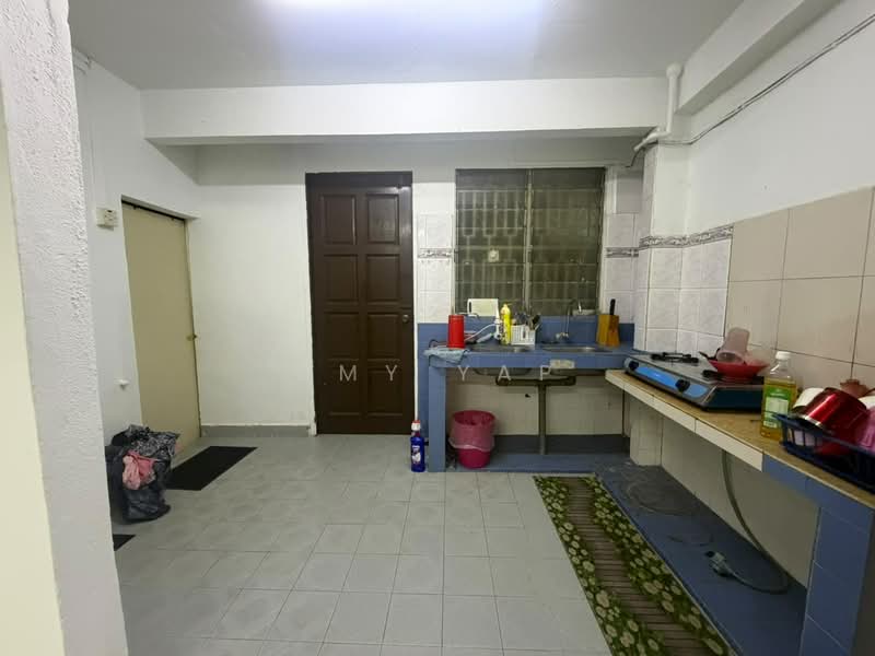 Rumah Teres 2 Tingkat untuk Disewa di Bandar Menjalara (Kuala Lumpur) - Amy Yap - Kitchen - PropertyGuru.com.my